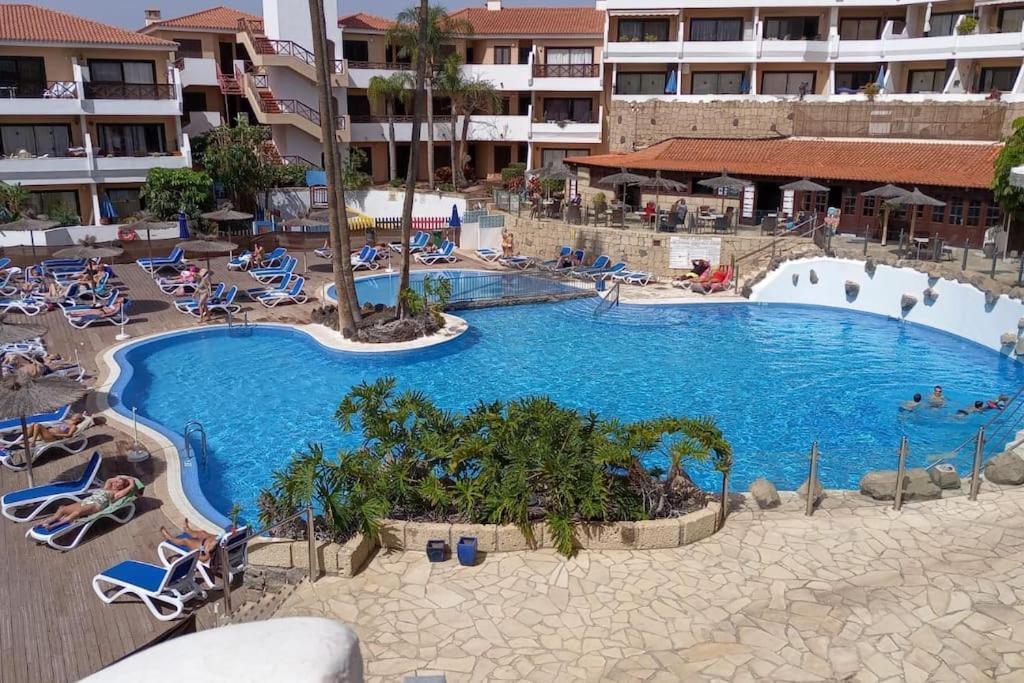 Maximar Apartment 8 Bed Places, Heated Swimmingpool Arona  Eksteriør bilde